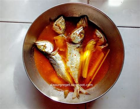 Begini resep membuat arsik ikan kembung. Resep Ikan Kembung Asam Pedas (Mackerel Sour & Spicy Recipe) | Resep masakan pedas, Resep ikan ...