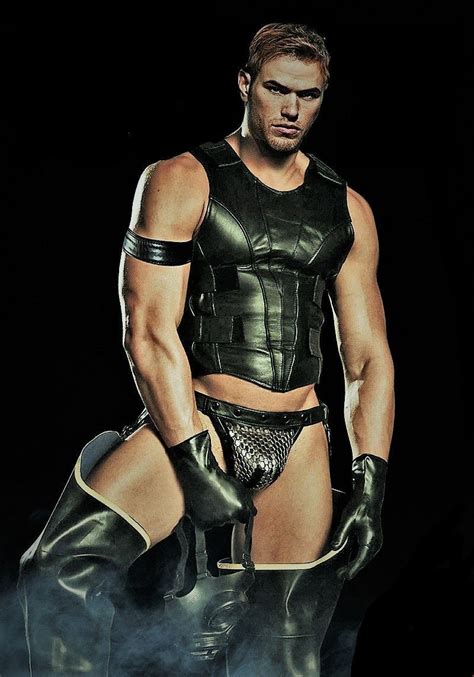 Pin By Nae Tsm2 On Men In Leather 3 And More Mens Leather Clothing
