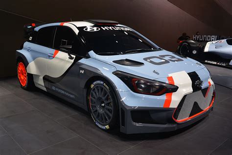 Llega la versión de competición. Hyundai New Generation i20 WRC previews next year's rally weapon | Autoblog