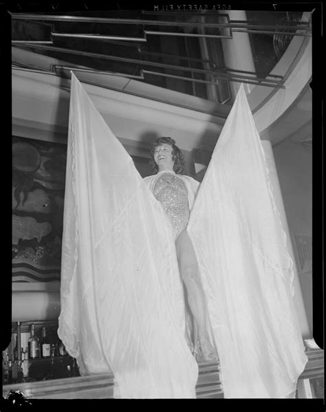 Burlesque Girl Shows Off Her Wings At Boston Nightclub Flickr