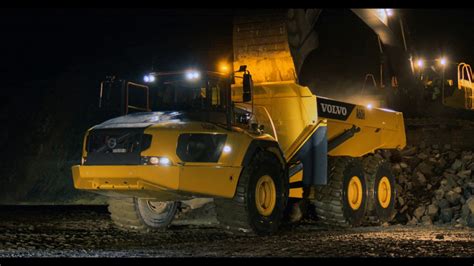 Volvo A60h Worlds Largest Dump Truck Youtube