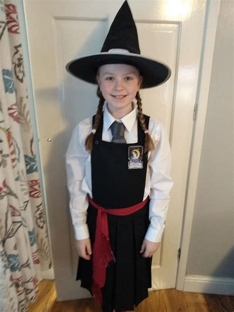 World Book Day 2019 Your Pictures Of As Hundreds Of Schoolchildren