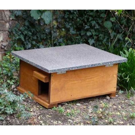 Hedgehog Hibernation House And Nest Box For Warm Dry Shelter
