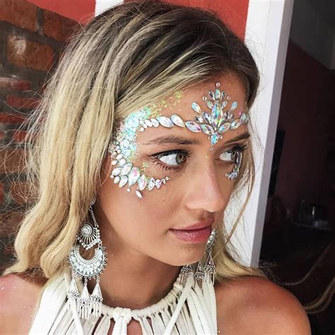 The Ultimate Festival Beauty Inspiration In 18 Show Stopping Looks