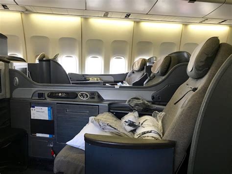 United Airlines Boeing 747 First Class In 10 Pictures Pointswise