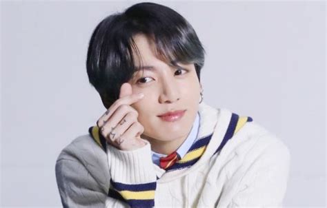 Bts debut pada tanggal 13 juni 2013, di bawah naungan big hit entertainment, dengan single utama 'no more. Biodata Member BTS, Profil dan Fakta hingga Informasi ...
