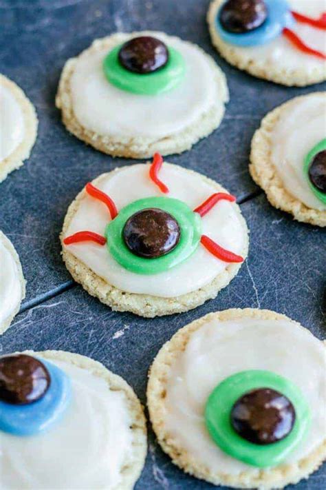25 Spooky And Easy Halloween Cookies For Kids The Savvy Sparrow