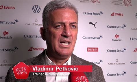 Benvenuto\a nella official fan page di vladimir petkovic. Trotz Kommunikations-Defiziten: Vladimir Petkovic bleibt ...