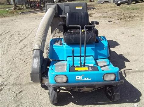 Dixon Zero Turn Riding Lawn Mower With Rear Bagger Bigiron Auctions
