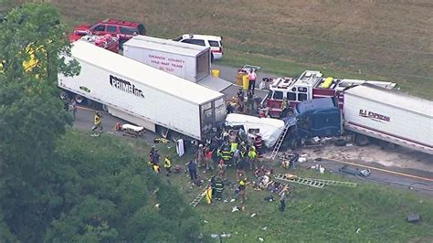 At least 1 dead, several hurt in multi-vehicle crash in I-84 in ...