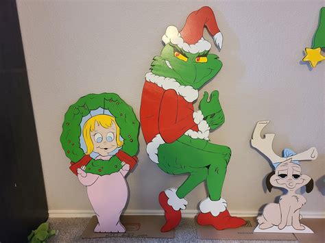 4ft Grinch Cindy Lou With Wreath Max And Whoville Tree Etsy