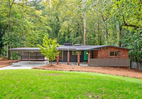 Atlanta Midcentury Modern Ranch Just Listed Domorealty