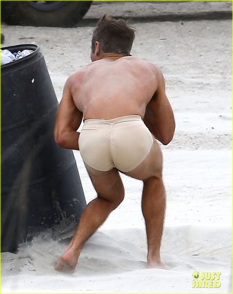 Zac Efron Runs Around Almost Naked On Dirty Grandpa Set Photo Photo Gallery Just