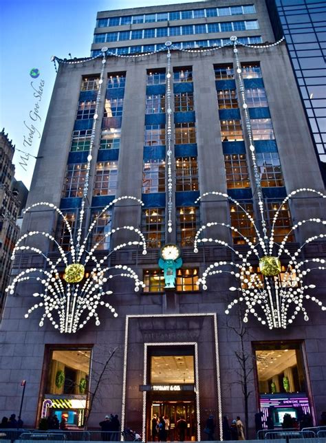 10 Must See Holiday Sights In Midtown Manhattan Visit New York City