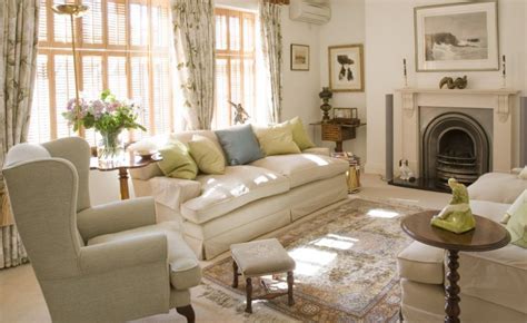 English Style Interior Design Rigor And Comfort