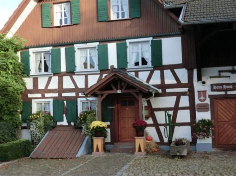 Information and translations of haushunde in the most comprehensive dictionary definitions resource on the web. Verein für Ortsgeschichte Önsbach e. V. :: Das Museum