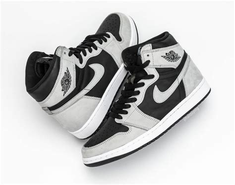 Find out when and where you can purchase the air jordan 1 high og light smoke grey. OFFICIAL LOOK AIR JORDAN 1 HIGH OG SHADOW 2.0 | DailySole