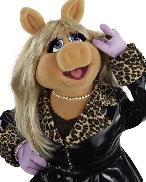 The Muppets Sequel Reportedly Will Feature Miss Piggy S Wedding