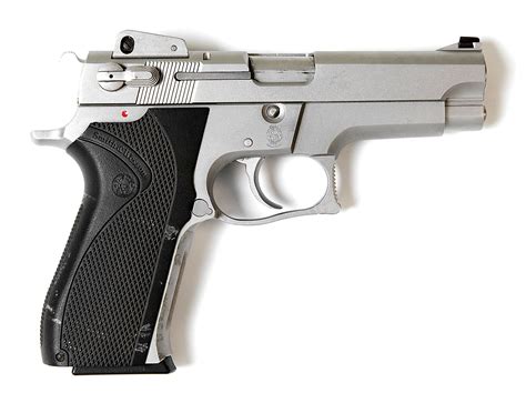 Smith And Wesson Model 5906 Wikipedia