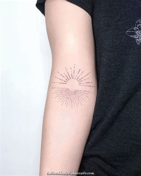 Stunningly Hot Sun Tattoos Tattoos Tattoos For Women Tattoos For Guys