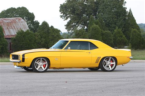 This Viper Yellow 1969 Camaro Is Full Of Pro Touring Goodness Hot Rod