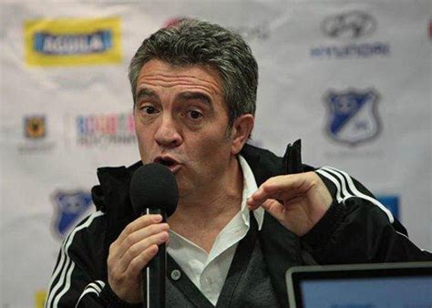 Juan manuel juanma lillo sepakat bergabung dengan the citizens sebagai asisten pelatih guardiola. Juanma Lillo tolosarra, Manchester Cityra bidean - Tolosa - Tolosaldeko ataria