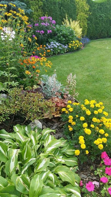 Flower garden design ideas landscape. Beautiful flower garden decor ideas everybody will love 10 ...