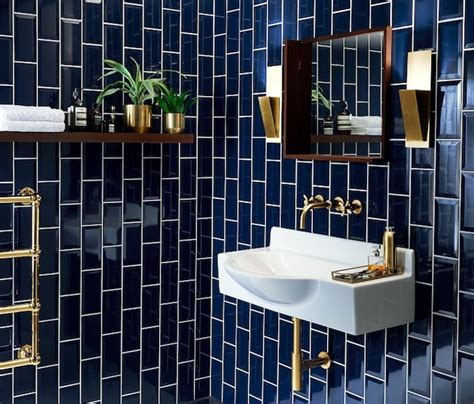 Forget boring usual tiles, today's design industry offer a wide range of gorgeous bold and patterned tiles to cover your walls, shower area and floor. 50 Beautiful bathroom tile ideas - small bathroom, ensuite floor tile designs
