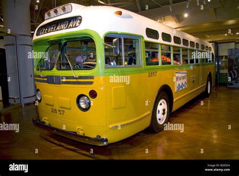 El Bus De Rosa Parks En Exhibición En El Museo Henry Ford En Dearborn