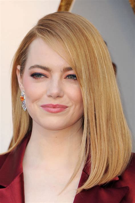 Emma Stones Hairstyles And Hair Colors Steal Her Style