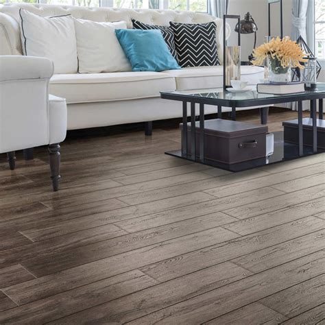 It's more based on trends in home decorating than anything directly coming from the flooring industry. Laminate Floor Installation - offering you laminate floor ...