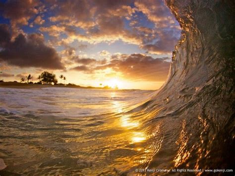 Hawaiian Wave At Sunrise Waves Photos Waves Surfing Waves