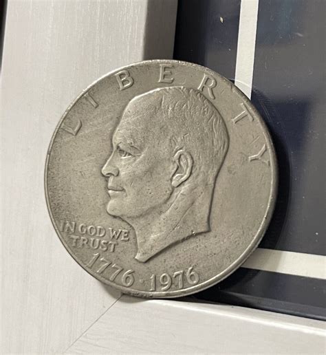 1776 1976 Eisenhower Liberty Bell Moon Silver One Dollar Us