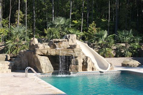 Rico Rock Grotto Waterfall And Slide Into Pool Exotique Piscine