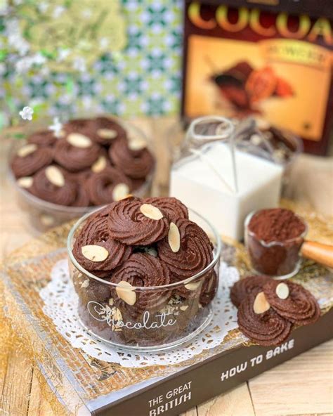 Suka Ngemil Kukis Super Nyoklat Ada Almond Chocolate Cookies Must