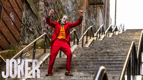 Joker 2019 Joaquin Phoenix Stairs Dancing Clip Youtube