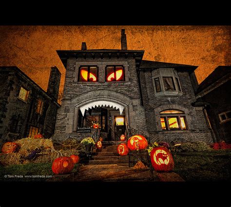 23 Decorated Houses From People Winning At Halloween Smosh
