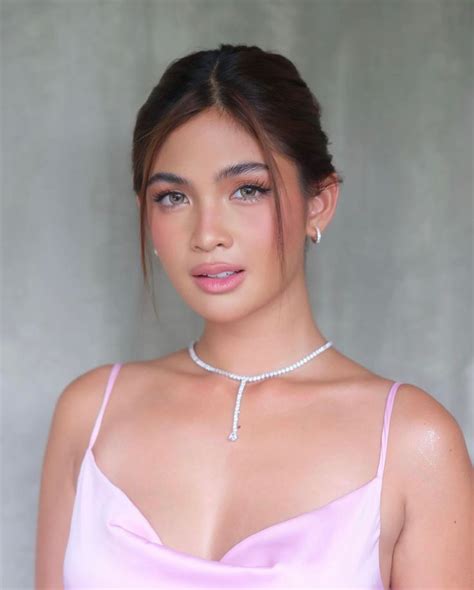 𝐇𝐞𝐚𝐯𝐞𝐧 𝐏𝐞𝐫𝐚𝐥𝐞𝐣𝐨 Filipina Actress Recording Artists Filipina