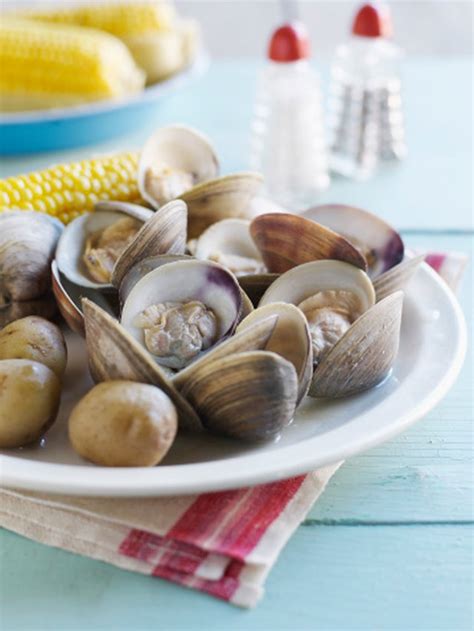 How to cook shucked frozen clams. Calories in Steamed Clams | Livestrong.com