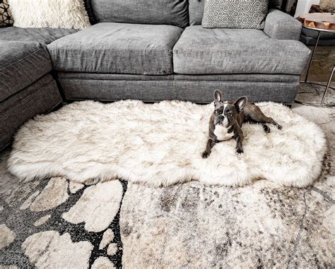 Puprug™ Runner Faux Fur Memory Foam Bed Faux Fur Pet Bed Memory Foam