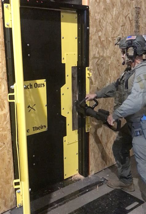 Forcible Entry Door Prop Tactical Breacher Law Enforcement