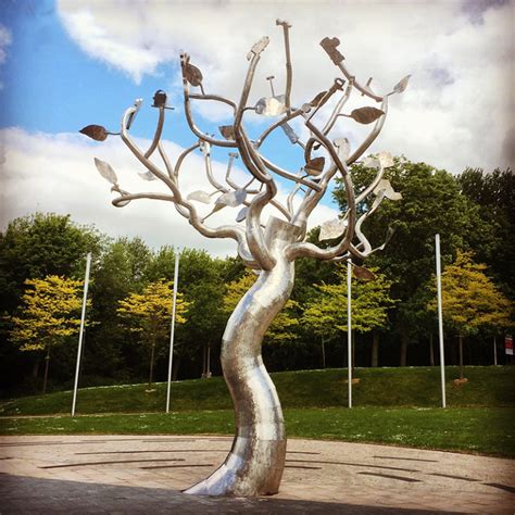 Large Public Stainless Steel Tree Sculpture For City Decoration