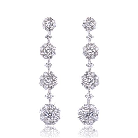 18ct White Gold 180ct Round Brilliant Diamond Cluster Earrings