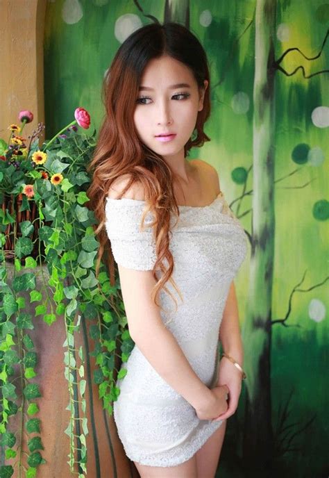 pin by qertis sorrti on top asian nice girls asian beauty sheath wedding dress beauty