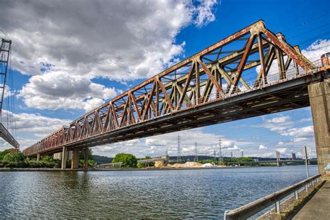 A History Of Truss Bridge Designs Modern Truss Bridge