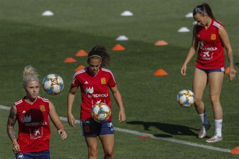Fighting For Rights Spain Women Aim For Landmark Tournament
