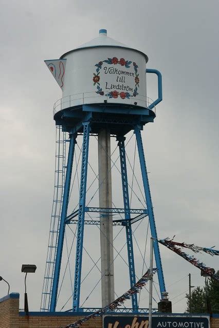 200709290972 Lindstrom Minnesota Teapot Water Tower Jeremy Hop