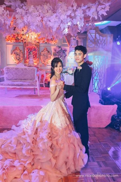 Pin By Hearty Macasilang On Kissesturn 18 Debutante Debut Gowns