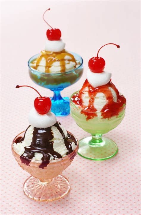 Three Flavors Of Ice Cream Sundaes In Vintage Glass Dishes Stock Image