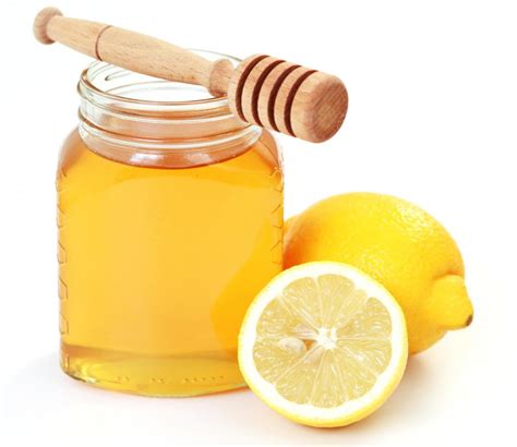 Homemade Honey And Lemon Face Mask